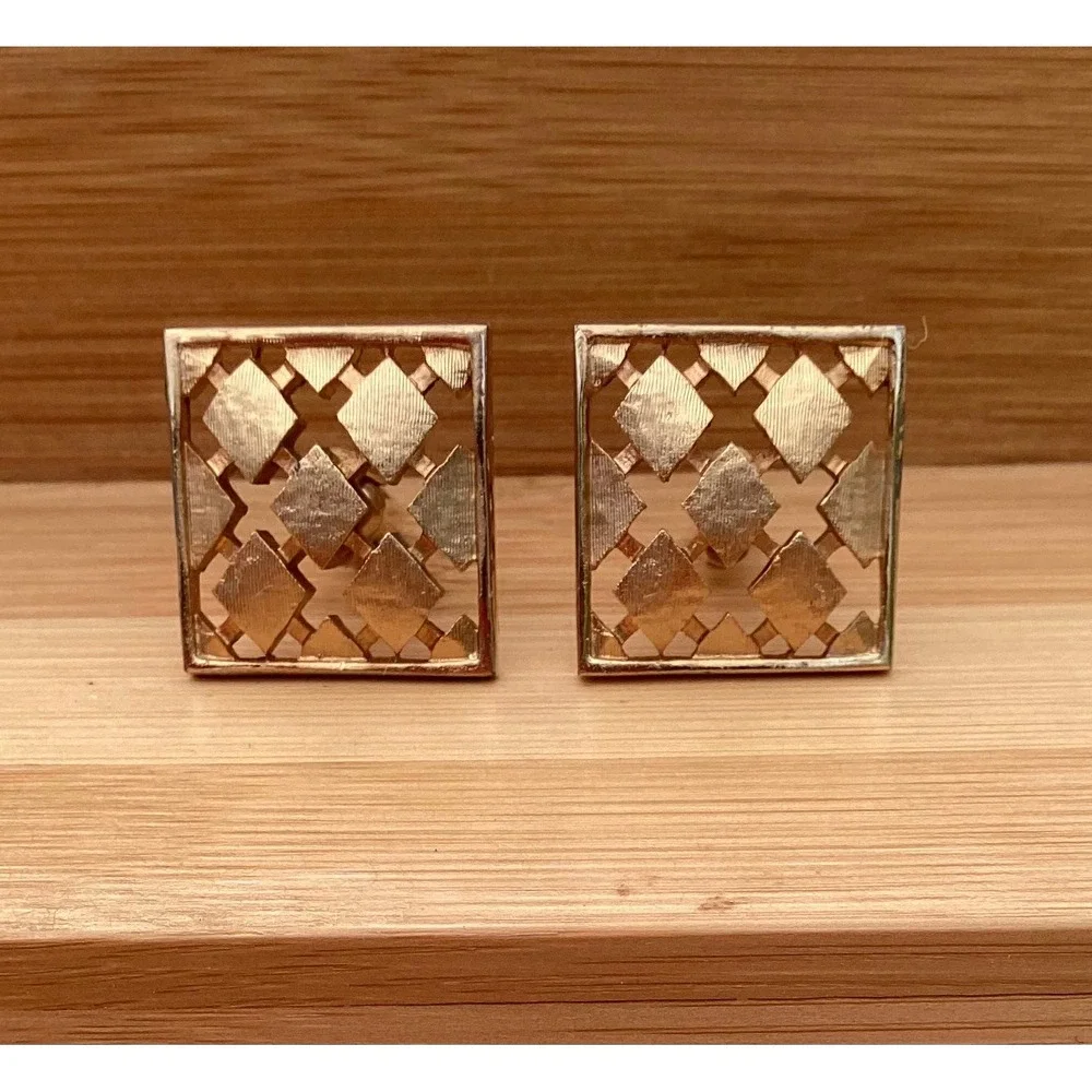 Swank Cufflinks Mens Gold Tone Geometric Open Lattice Textured Square Vintage